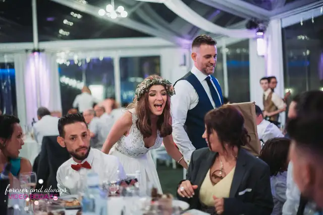 Cóctel, cena y regalos de la boda de Cris y Carlos