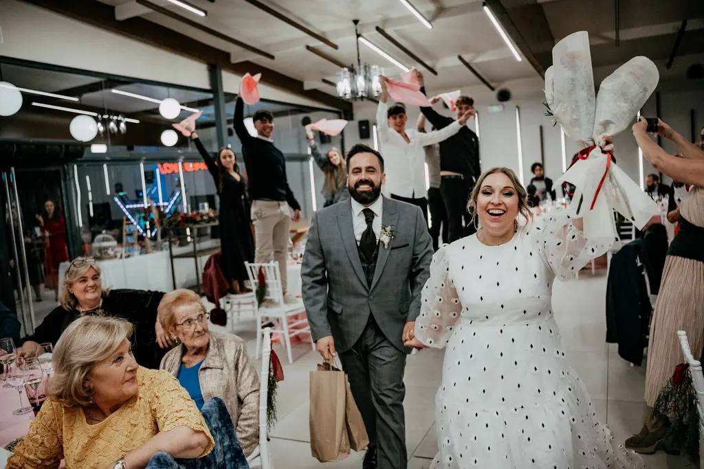 reportaje boda Itziar Carlos Ca pareja banquete