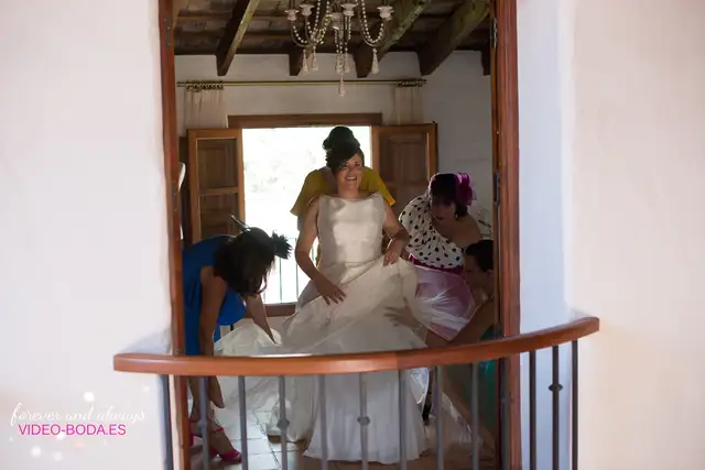 Preparativos de Ana y Meneu en Les Casotes