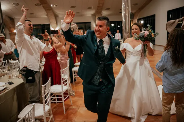 Boda de Laura y Dani en Algemesí, Valencia banquete portada