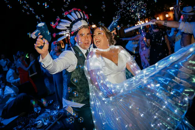 Boda de Laura y Dani en Algemesí, Valencia hora loca