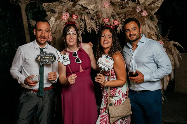 Boda de Laura y Dani en Algemesí, Valencia photocall