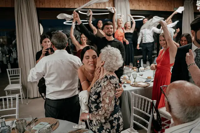 Reportaje boda Bodega Finca Calderon Requena banquete