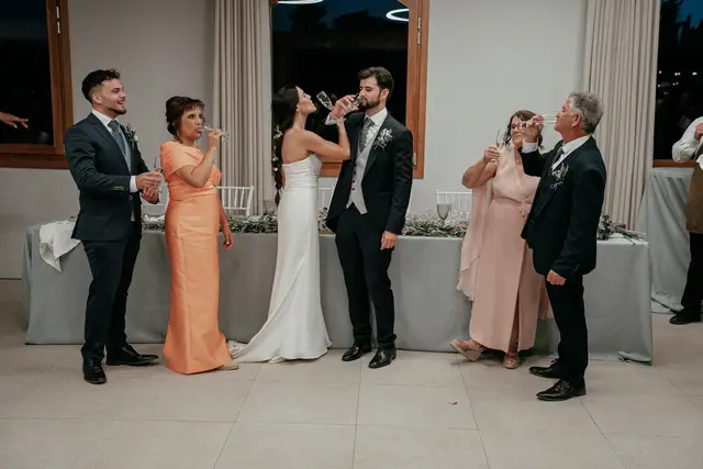 Reportaje boda Bodega Finca Calderon Requena banquete