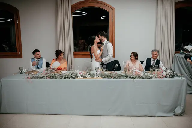 Reportaje boda Bodega Finca Calderon Requena banquete