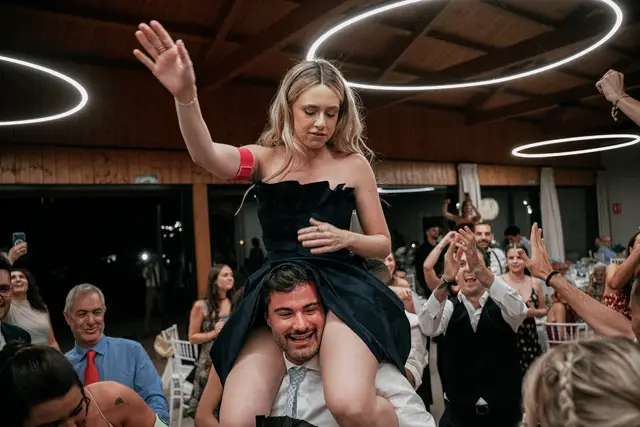 Reportaje boda Bodega Finca Calderon Requena banquete