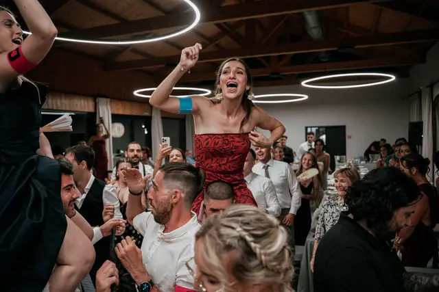 Reportaje boda Bodega Finca Calderon Requena banquete