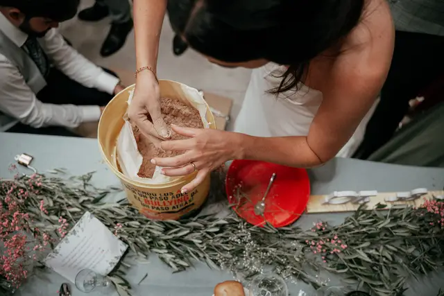 Reportaje boda Bodega Finca Calderon Requena banquete