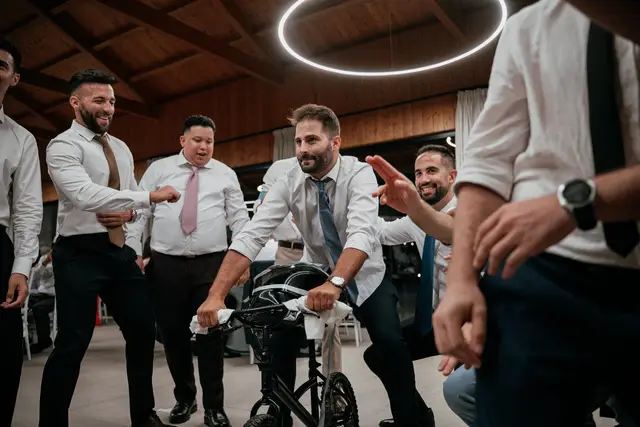 Reportaje boda Bodega Finca Calderon Requena banquete