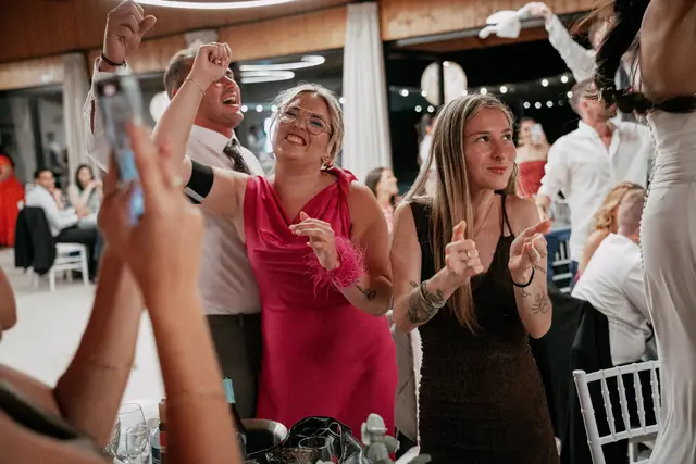 Reportaje boda Bodega Finca Calderon Requena banquete