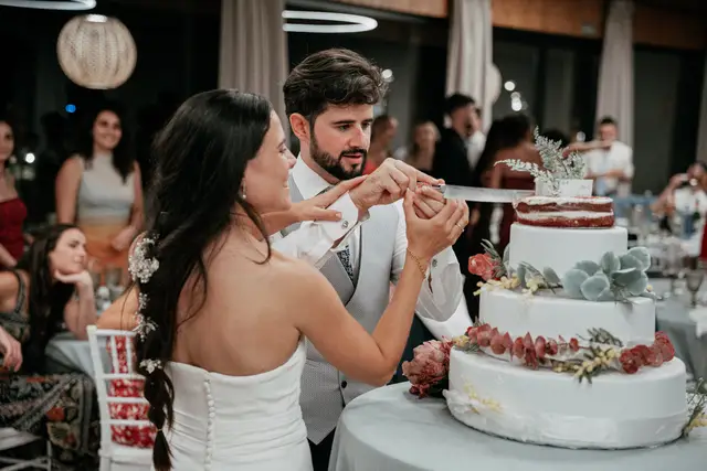 Reportaje boda Bodega Finca Calderon Requena banquete