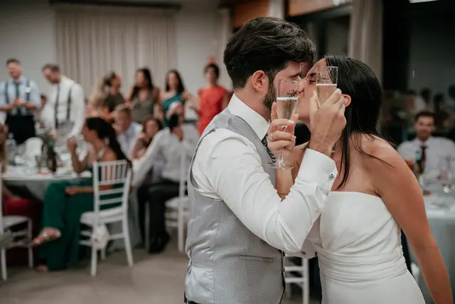 Reportaje boda Bodega Finca Calderon Requena banquete