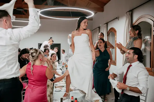 Reportaje boda Bodega Finca Calderon Requena banquete