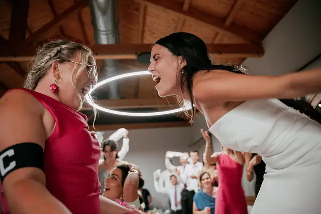 Reportaje boda Bodega Finca Calderon Requena banquete