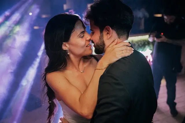 Reportaje boda Bodega Finca Calderon Requena fiesta