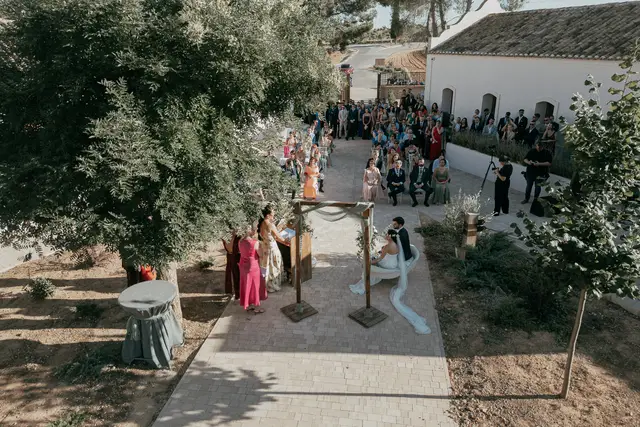 Reportaje boda Bodega Finca Calderon Requena ceremonia detalles