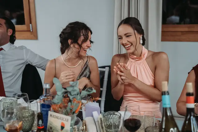 Reportaje boda Bodega Finca Calderon Requena banquete