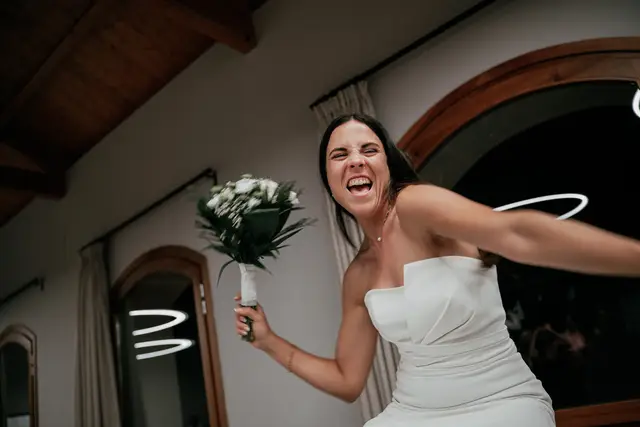 Reportaje boda Bodega Finca Calderon Requena banquete portada