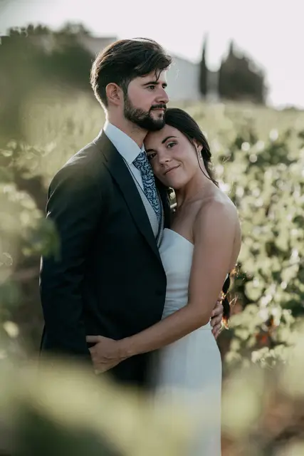 Reportaje boda Bodega Finca Calderon Requena sesion pareja