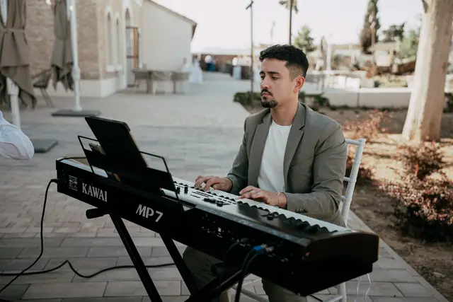 Reportaje boda Bodega Finca Calderon Requena ceremonia