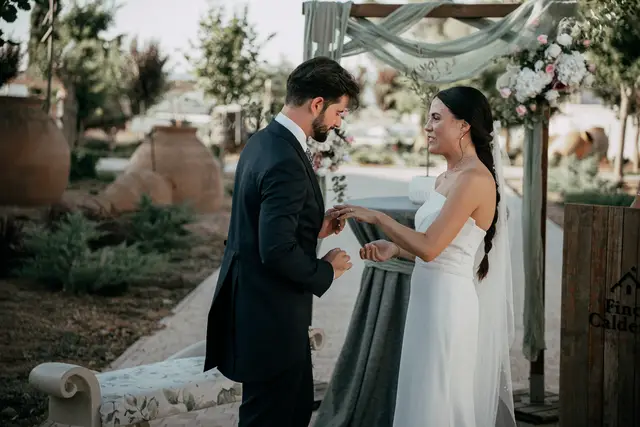 Reportaje boda Bodega Finca Calderon Requena ceremonia