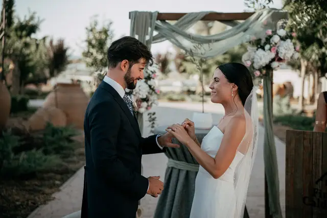 Reportaje boda Bodega Finca Calderon Requena ceremonia