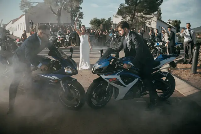 Reportaje boda Bodega Finca Calderon Requena Salida / Entrada