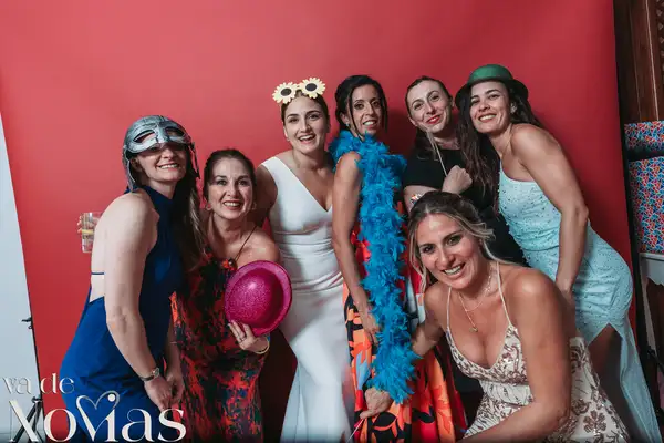 reportaje boda Huerta By Bonho photocall