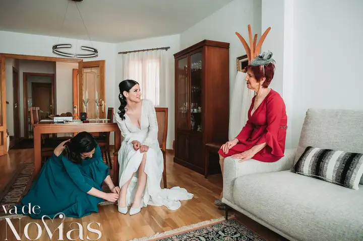 Reportaje de boda jardines la Cartuja Monica Hector Mayo 2023 preparativos