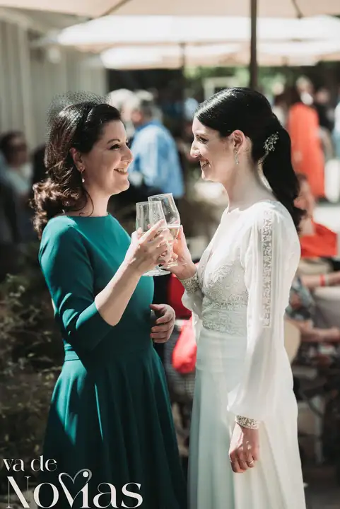 Reportaje de boda jardines la Cartuja Monica Hector Mayo 2023 coctel