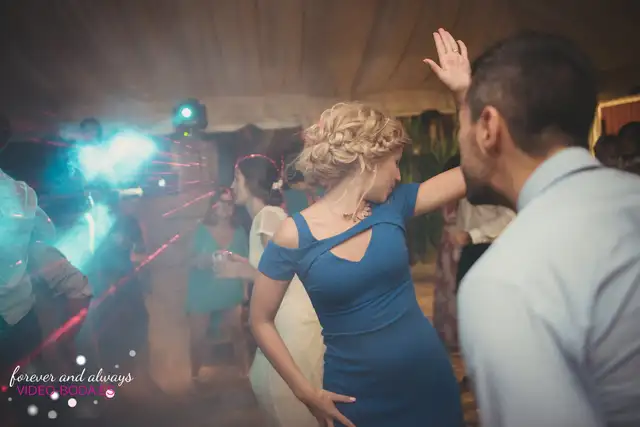 Fiesta y photocall de la boda de Nuria y Luis