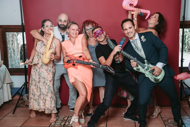 boda huerto Santa Maria Paula Vicent photocall