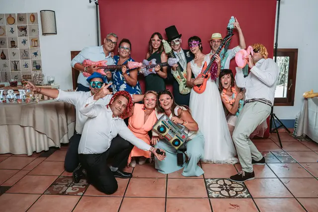 boda huerto Santa Maria Paula Vicent photocall