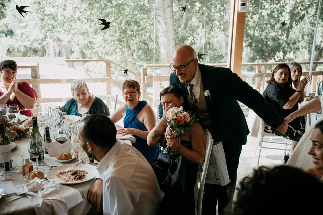 reportaje boda molino galan pepa joel banquete emotivas