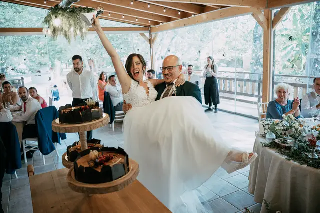 reportaje boda molino galan pepa joel banquete