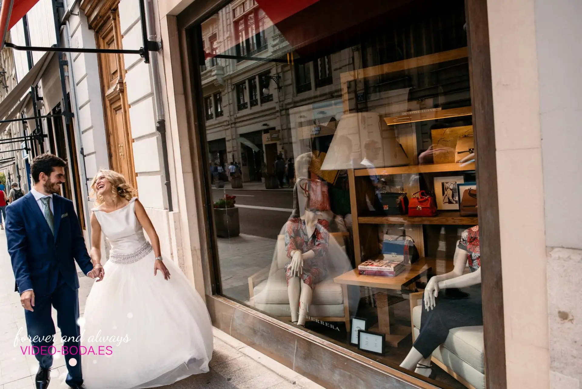 Reportaje urbano postboda en Valencia
