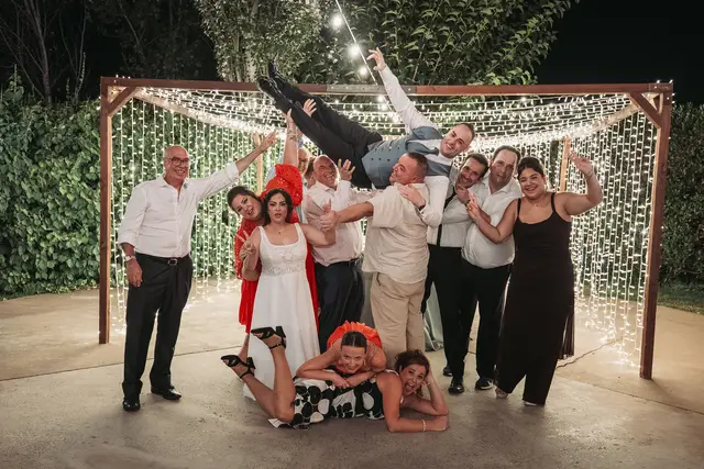 Boda civil  Sauces de Olimar banquete divertidas grupales portada