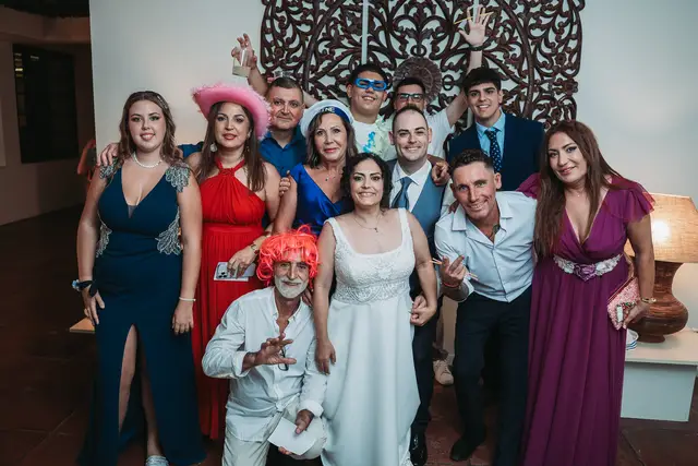 Boda civil  Sauces de Olimar photocall