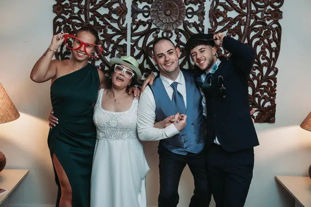 Boda civil  Sauces de Olimar photocall