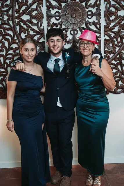 Boda civil  Sauces de Olimar photocall