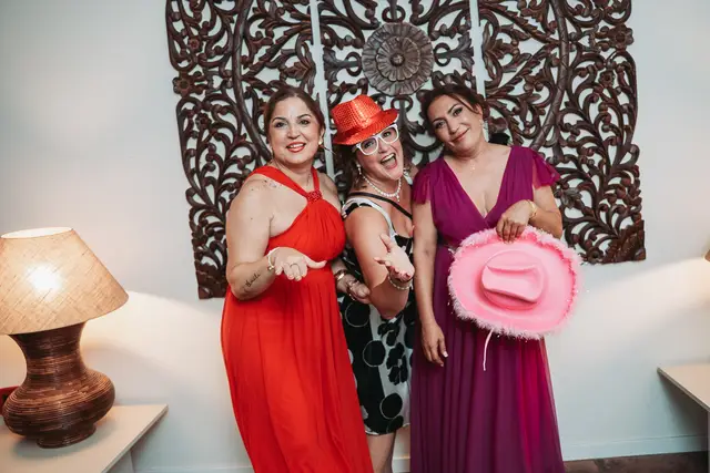 Boda civil  Sauces de Olimar photocall