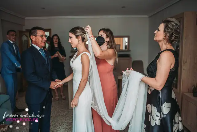 Reportaje boda tamara Asis Sauces Olimar Chiva preparativos