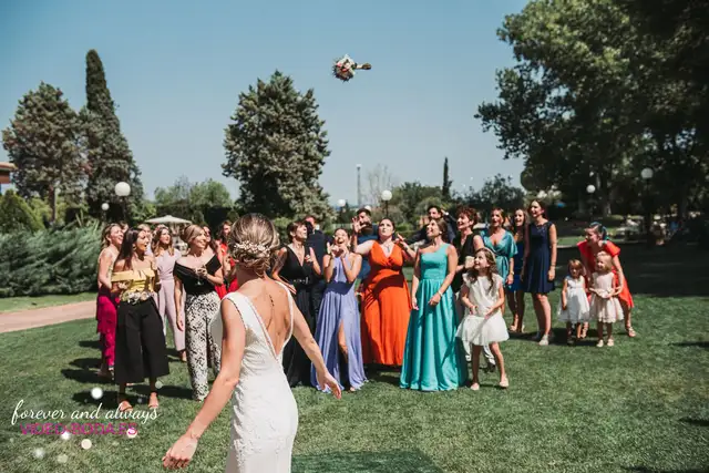 Reportaje boda tamara Asis Sauces Olimar Chiva coctel portada