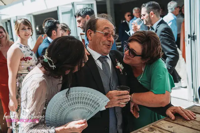 Reportaje boda tamara Asis Sauces Olimar Chiva coctel