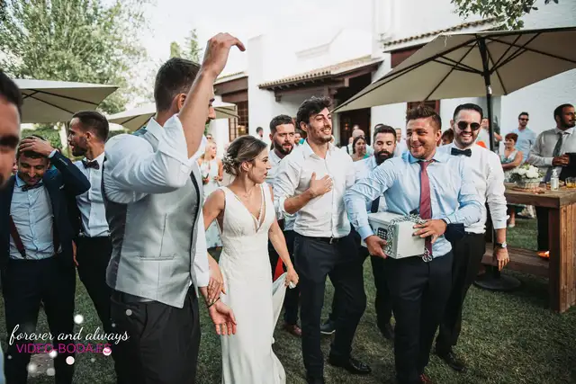 Reportaje boda tamara Asis Sauces Olimar Chiva baile nupcial