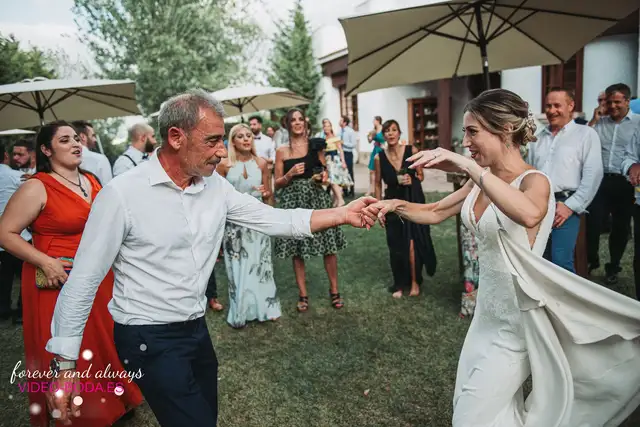 Reportaje boda tamara Asis Sauces Olimar Chiva fiesta