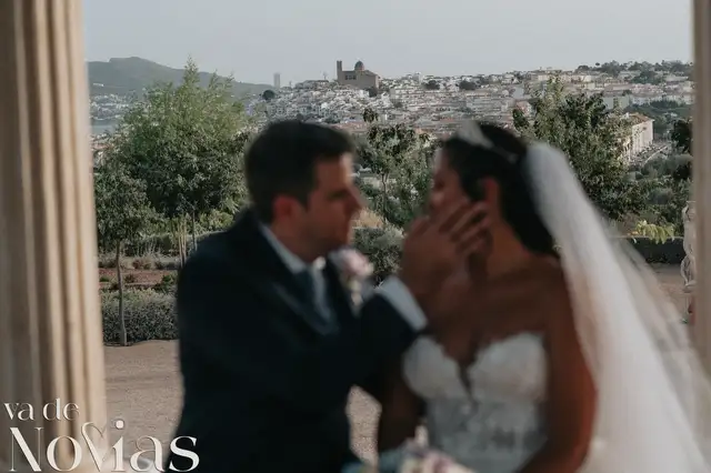 boda civil marques montemolar altea verano portada sesion pareja