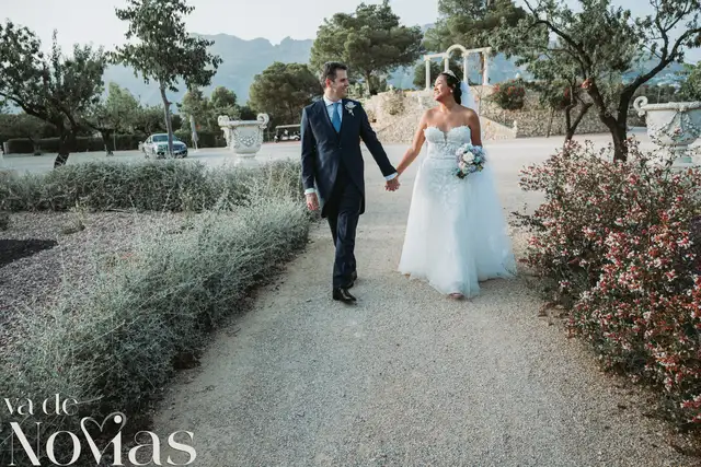 boda civil marques montemolar altea verano portada sesion pareja