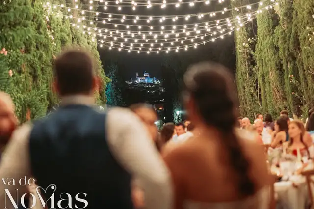 boda civil marques montemolar altea verano banquete detalles portada