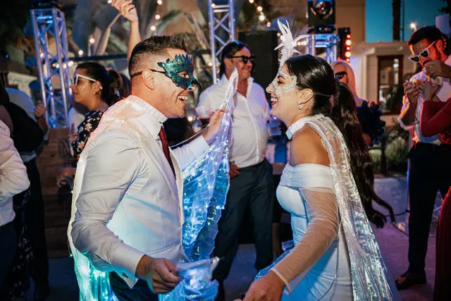Boda de Yoanna y Héctor en El Mas de Anna, Alginet fiesta portada